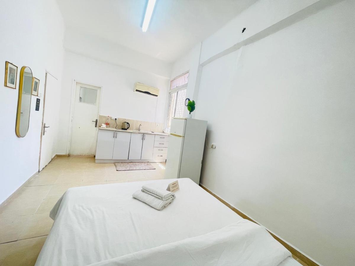 Godson Guest House Down Town Haifa Bagian luar foto