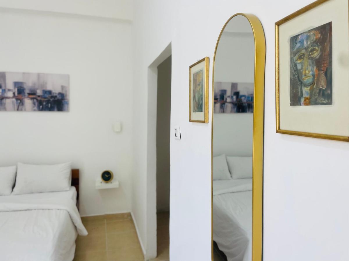 Godson Guest House Down Town Haifa Bagian luar foto
