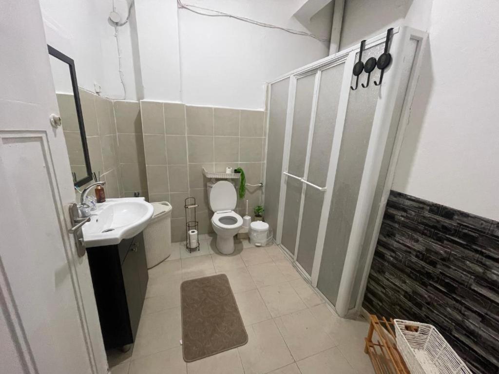 Godson Guest House Down Town Haifa Bagian luar foto