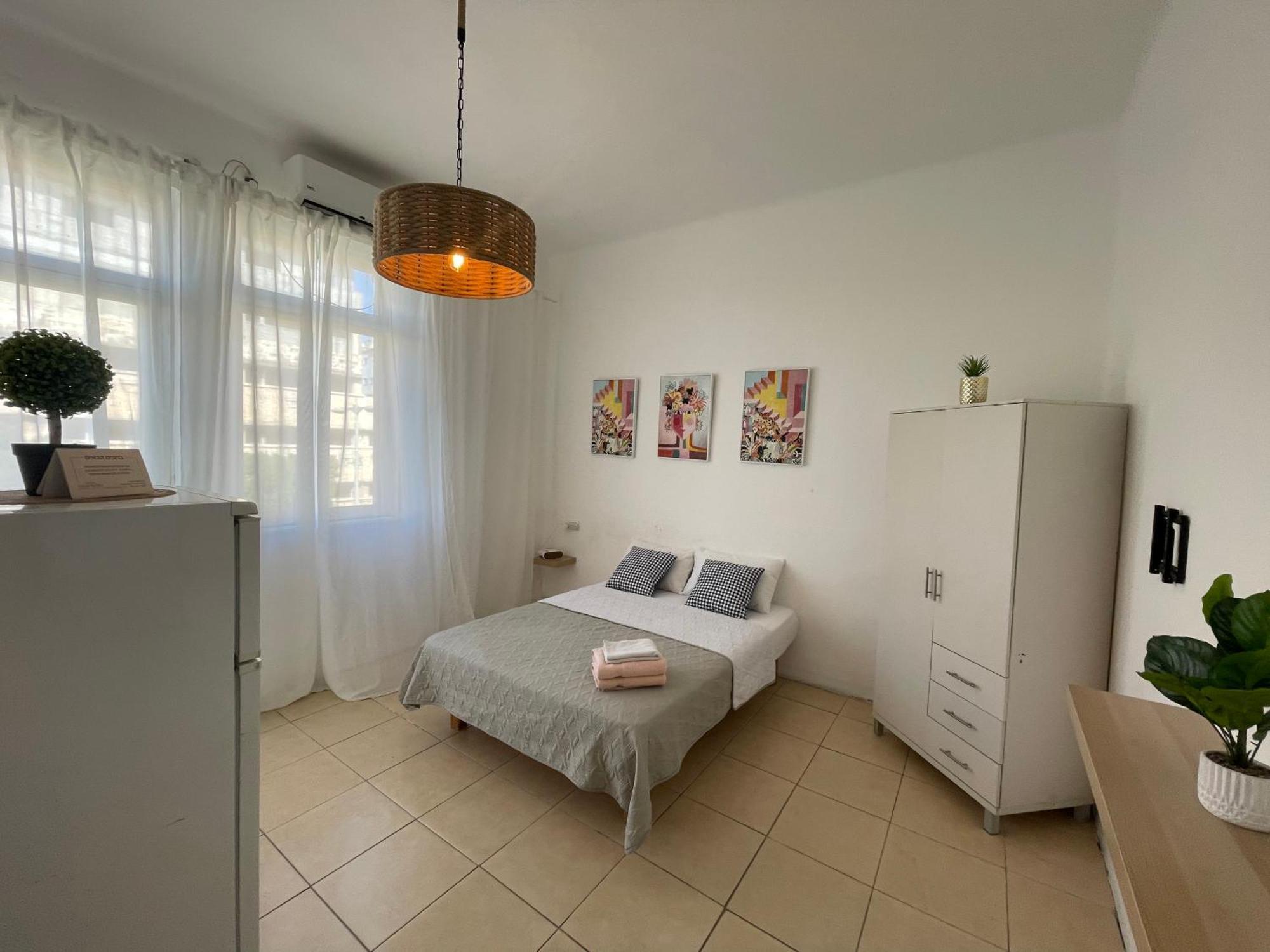 Godson Guest House Down Town Haifa Bagian luar foto